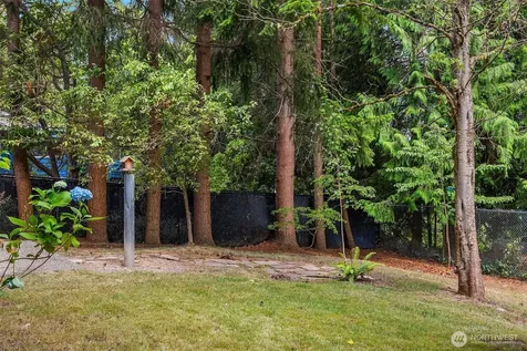 7805 186th Street SW Edmonds WA 98026