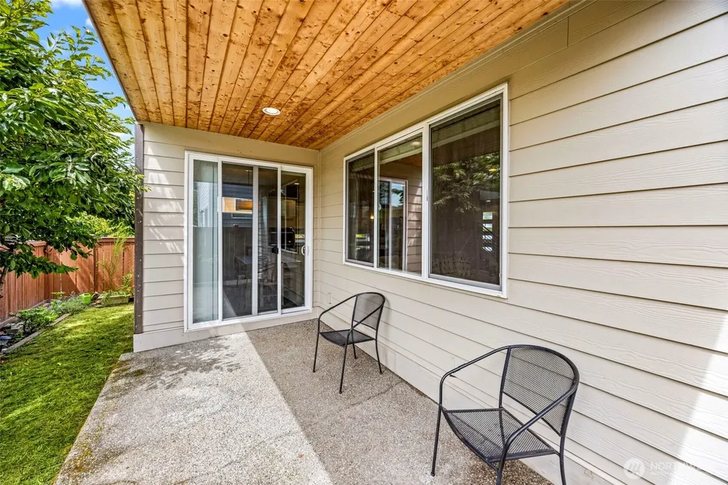 3706 193rd Place SE Bothell WA 98012