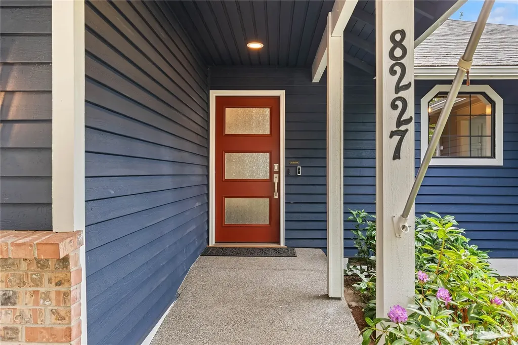 8227 NE 166th Street Kenmore WA 98028
