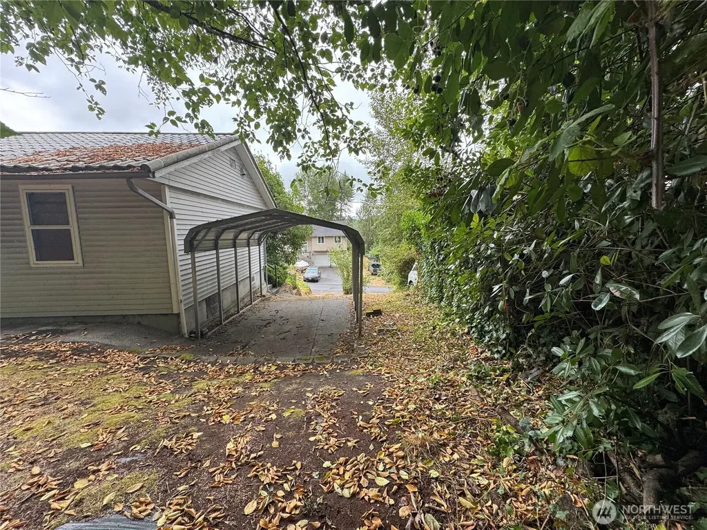 3708 S Perry Street Seattle WA 98118