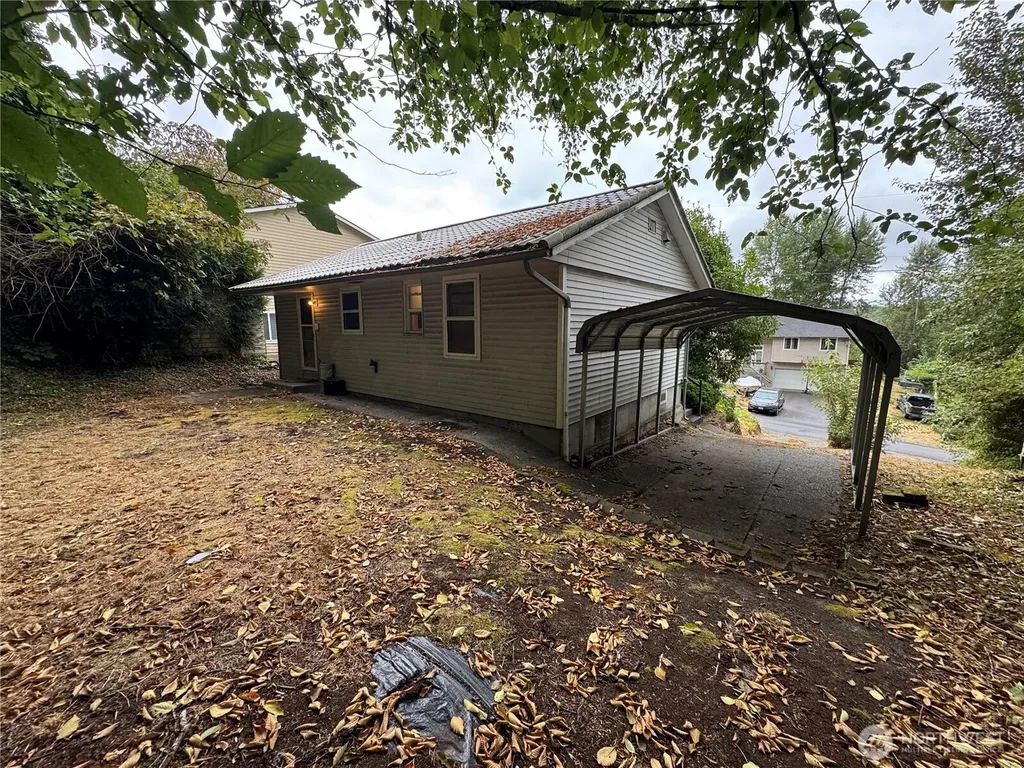 3708 S Perry Street Seattle WA 98118