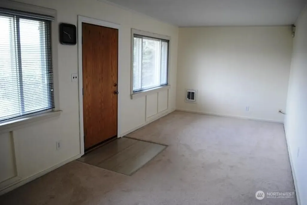 3708 S Perry Street Seattle WA 98118