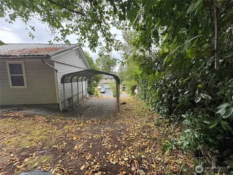 3708 S Perry Street Seattle WA 98118