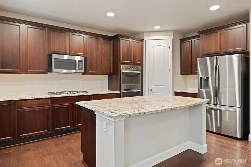 11320 Taylor Place Gig Harbor WA 98332