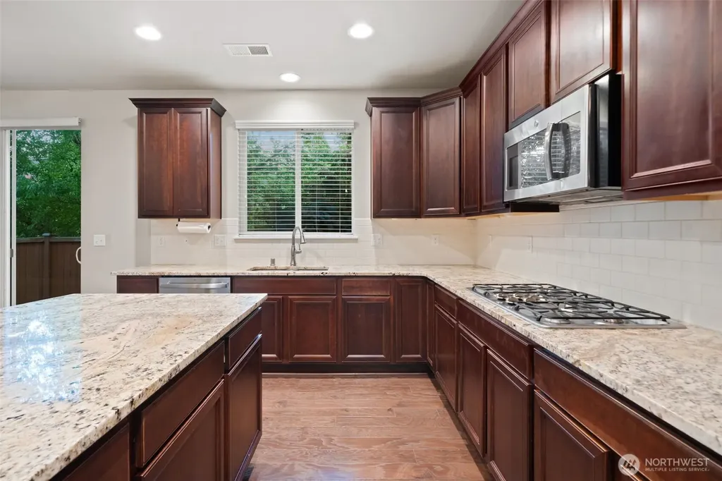 11320 Taylor Place Gig Harbor WA 98332