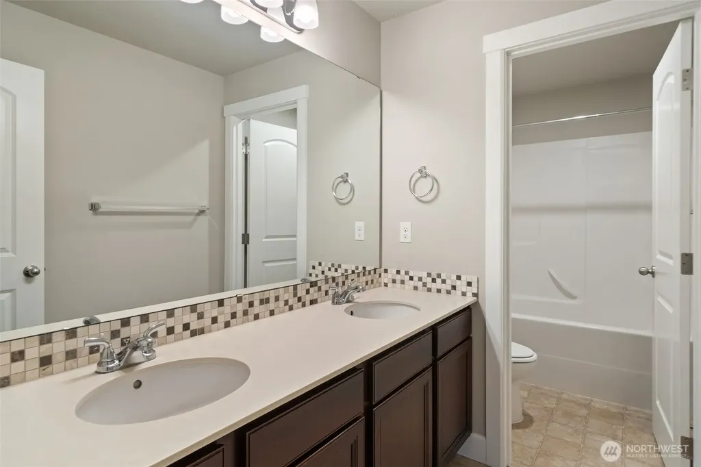 11320 Taylor Place Gig Harbor WA 98332