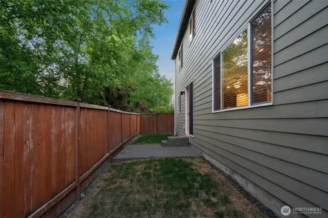 11320 Taylor Place Gig Harbor WA 98332
