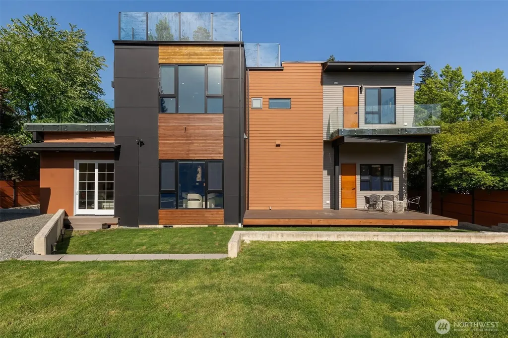 9741 132nd Avenue NE Kirkland WA 98033