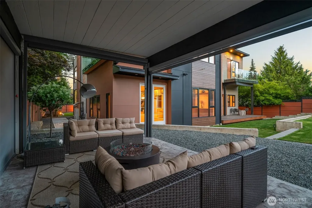 9741 132nd Avenue NE Kirkland WA 98033