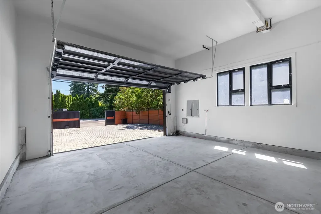 9741 132nd Avenue NE Kirkland WA 98033