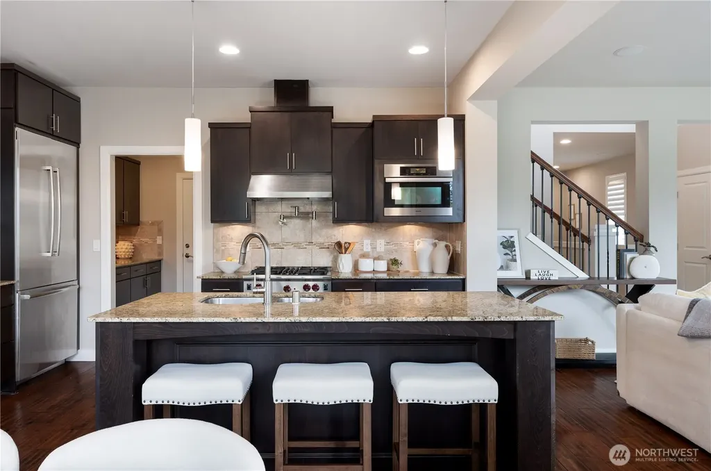 801 3rd Place NE Issaquah WA 98029