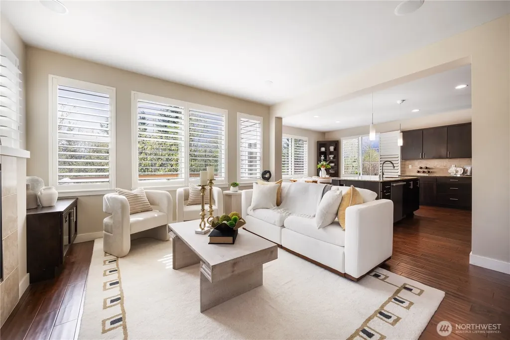 801 3rd Place NE Issaquah WA 98029