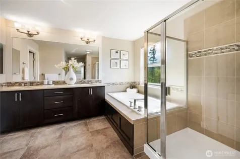 801 3rd Place NE Issaquah WA 98029