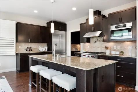 801 3rd Place NE Issaquah WA 98029