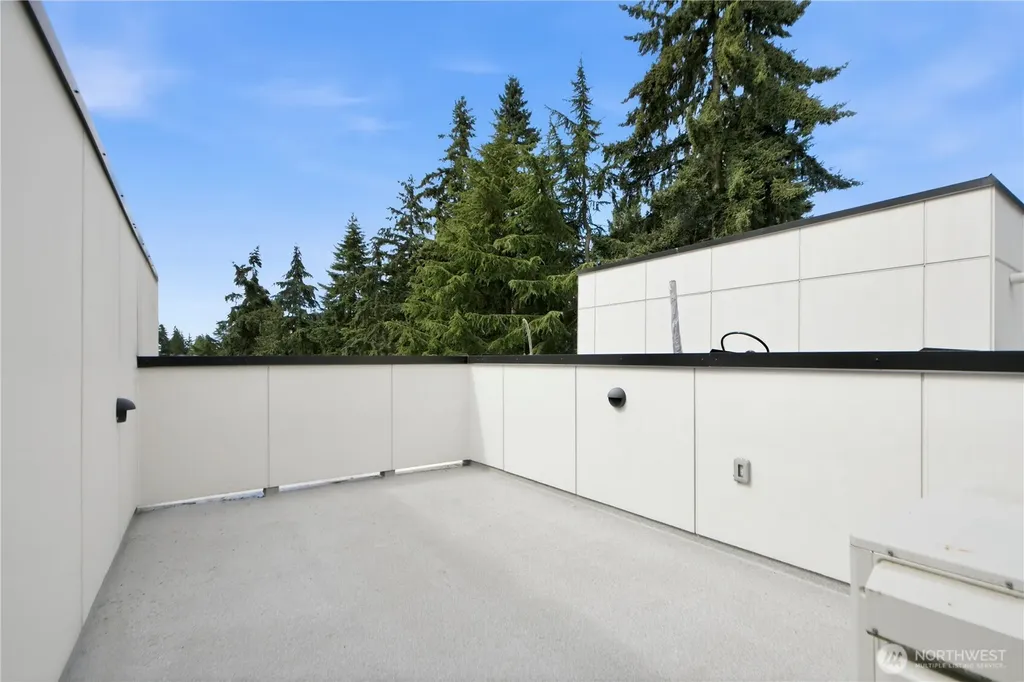 14013 Greenwood Avenue N Seattle WA 98133