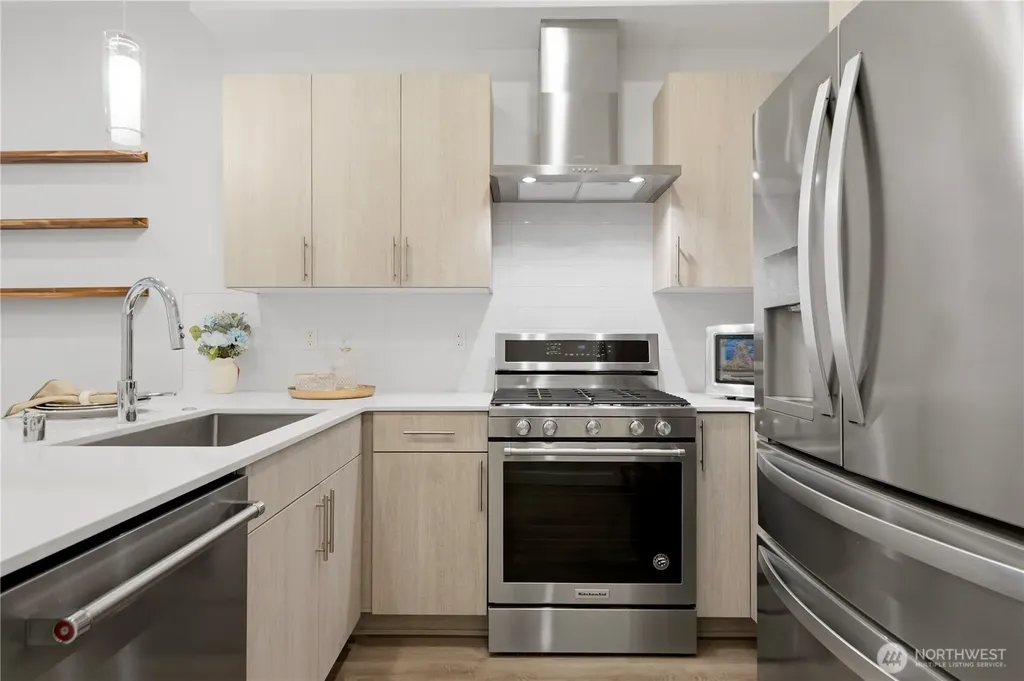 14013 Greenwood Avenue N Seattle WA 98133
