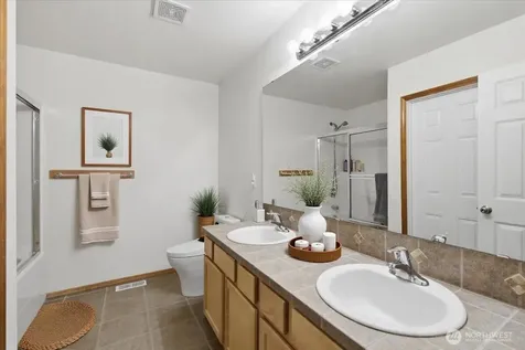13906 26th Avenue W Lynnwood WA 98087