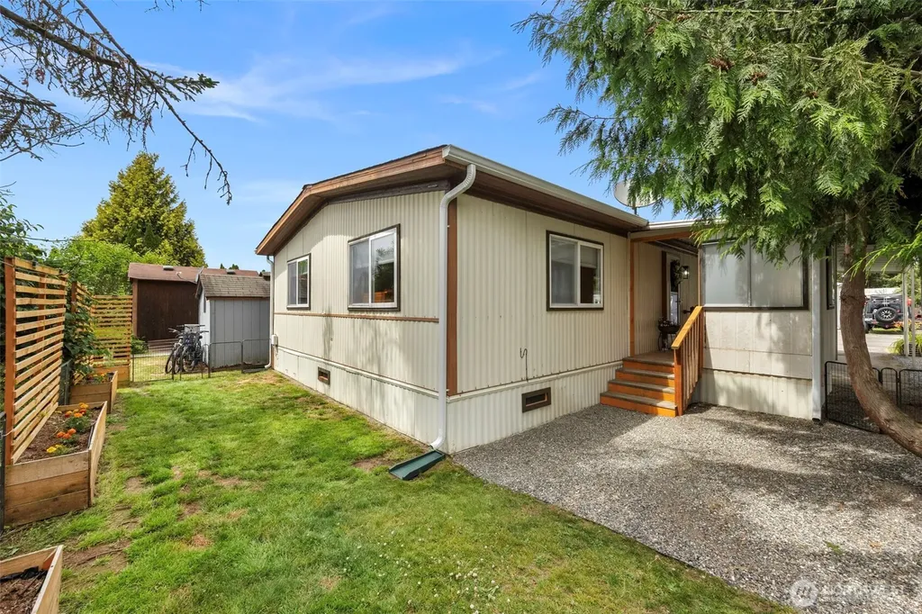 16600 25th Avenue NE Marysville WA 98271