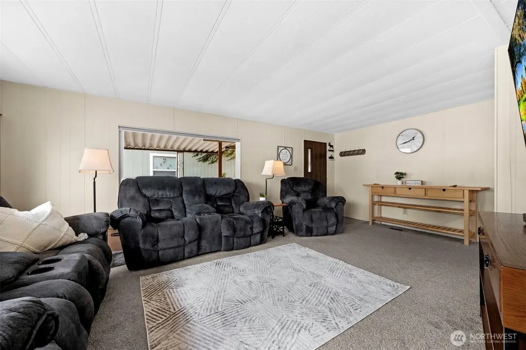 16600 25th Avenue NE Marysville WA 98271