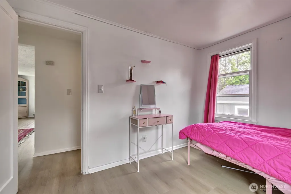 13504 35th Avenue S Tukwila WA 98168