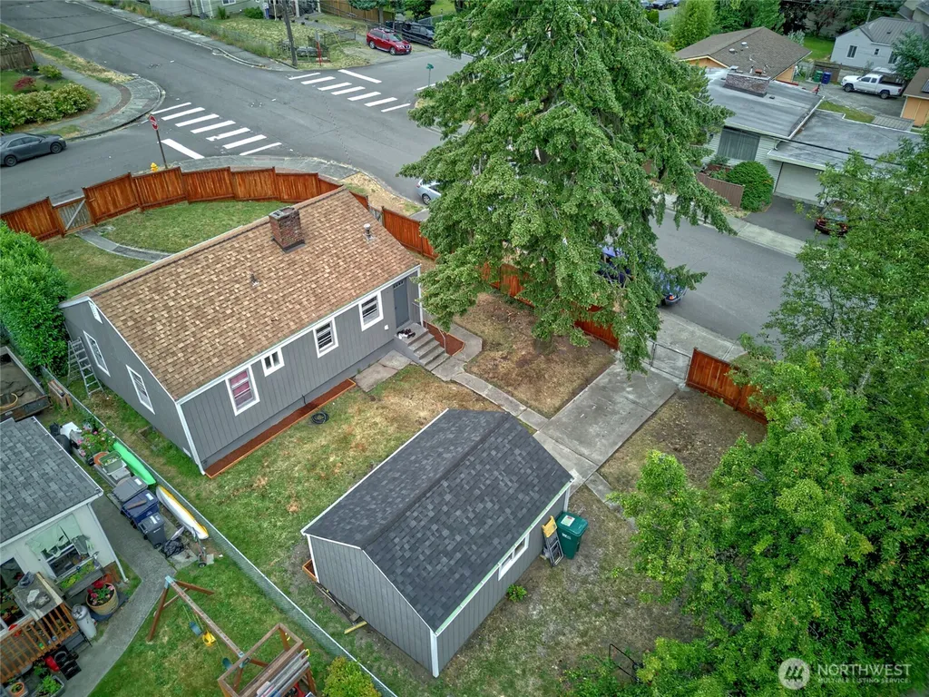 13504 35th Avenue S Tukwila WA 98168