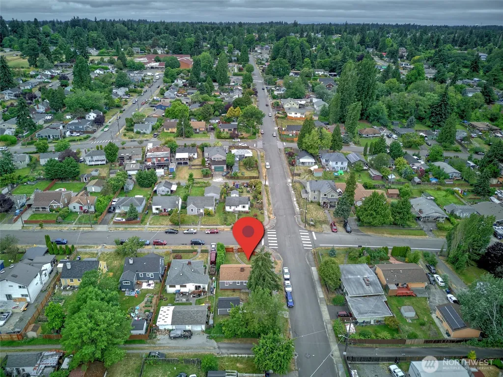 13504 35th Avenue S Tukwila WA 98168