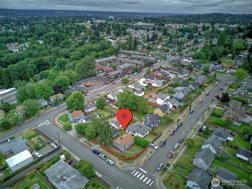 13504 35th Avenue S Tukwila WA 98168