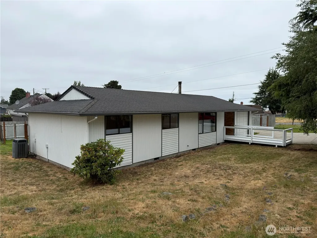 826 N Beech Street Port Angeles WA 98362