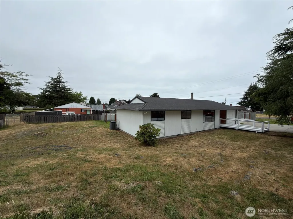 826 N Beech Street Port Angeles WA 98362