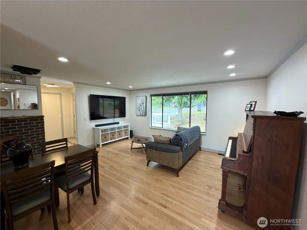 826 N Beech Street Port Angeles WA 98362