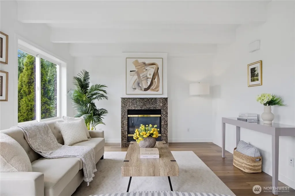 936 N 35th Street Seattle WA 98103