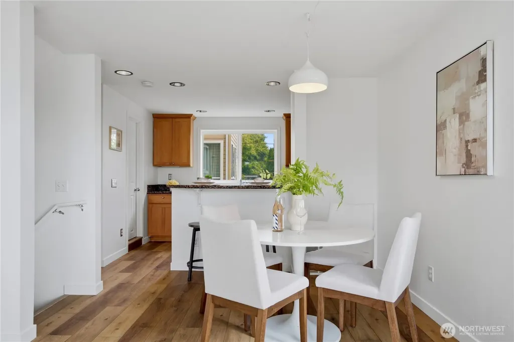 936 N 35th Street Seattle WA 98103