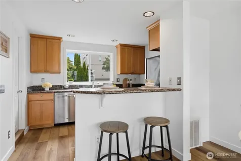 936 N 35th Street Seattle WA 98103