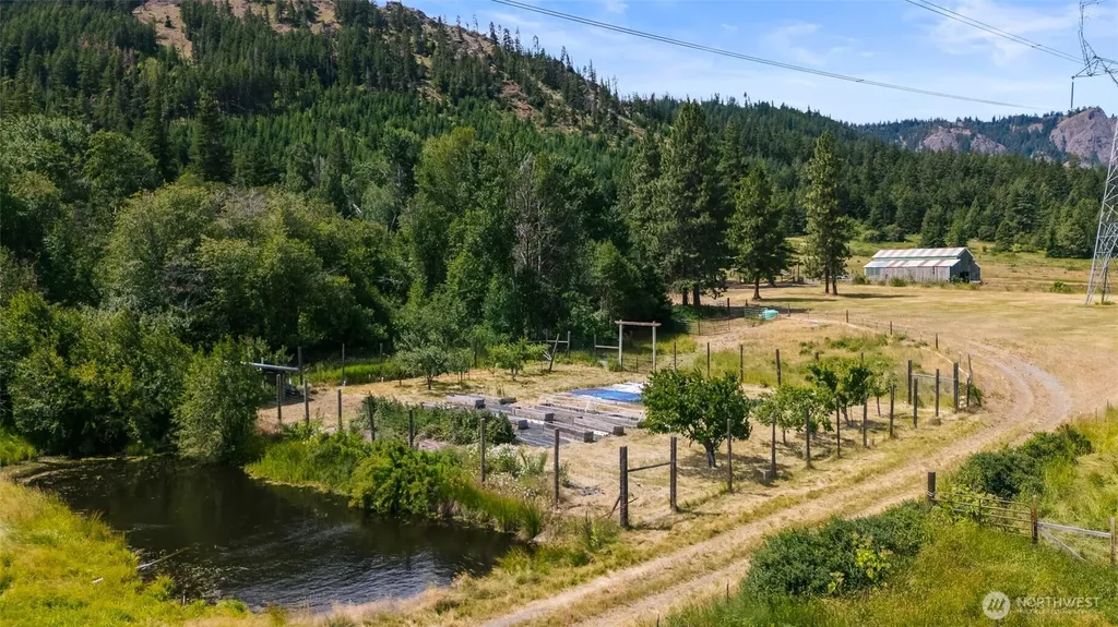 601 Kretschman Cle Elum WA 98922