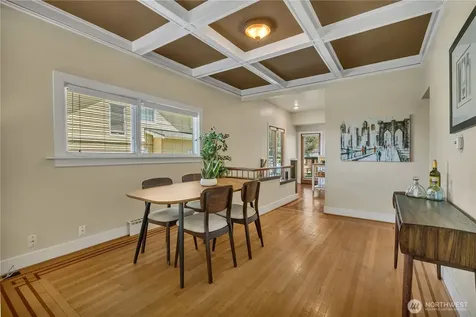 2204 3rd Avenue W Seattle WA 98119
