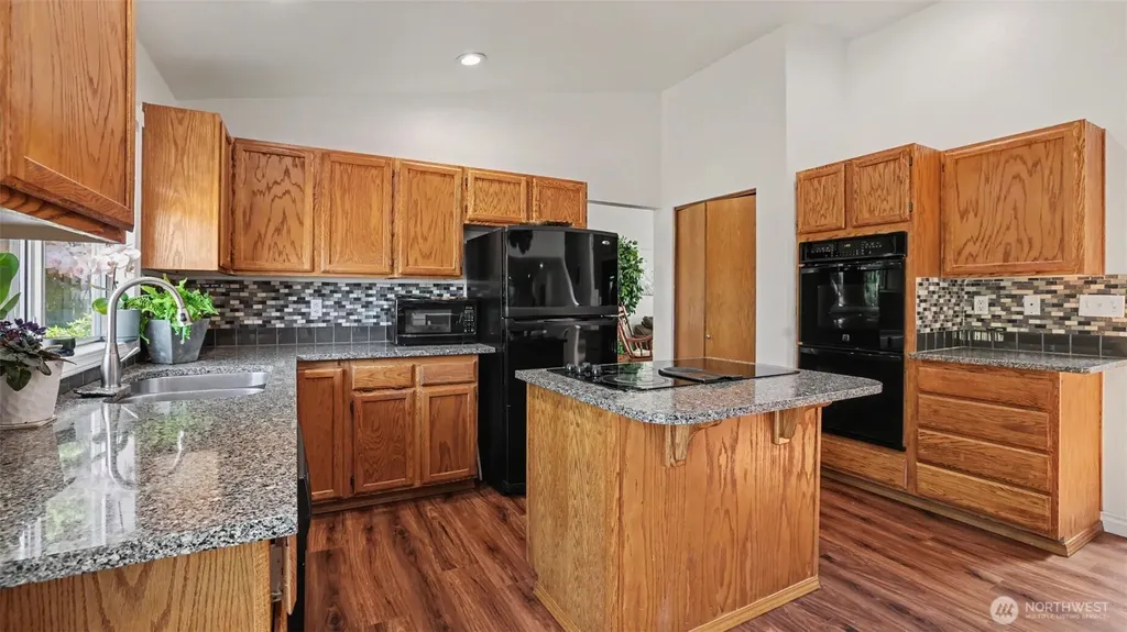 15532 156th Court SE Renton WA 98058