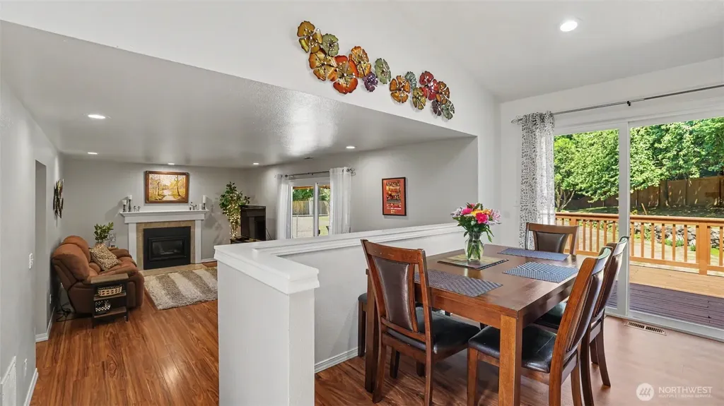 15532 156th Court SE Renton WA 98058