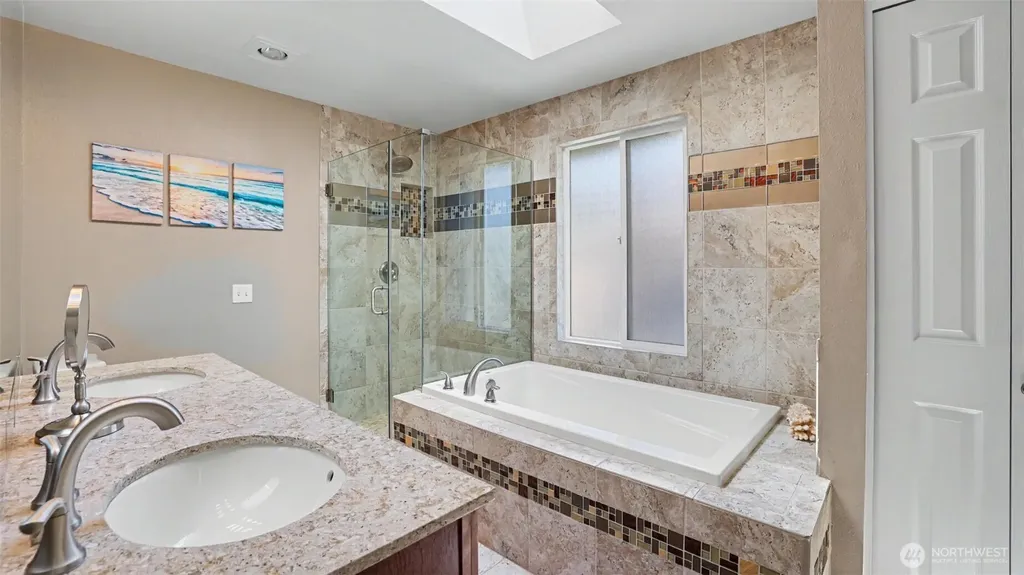 15532 156th Court SE Renton WA 98058