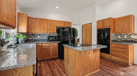 15532 156th Court SE Renton WA 98058