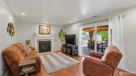 15532 156th Court SE Renton WA 98058