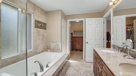 15532 156th Court SE Renton WA 98058