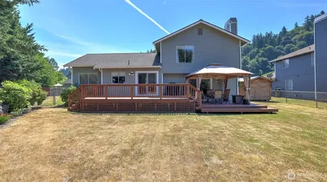 15532 156th Court SE Renton WA 98058