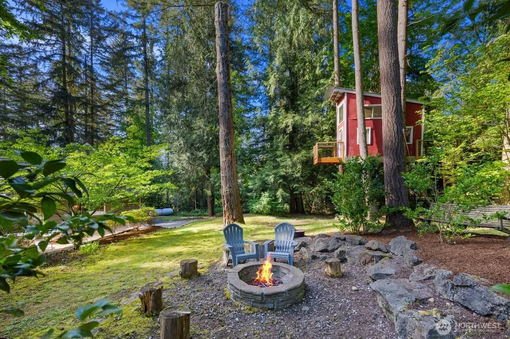 16464 239th Avenue SE Issaquah WA 98027