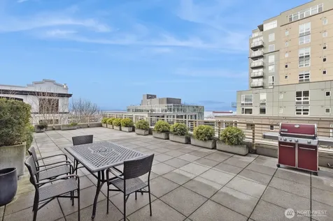 2716 Elliott Avenue Seattle WA 98121