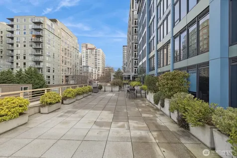 2716 Elliott Avenue Seattle WA 98121