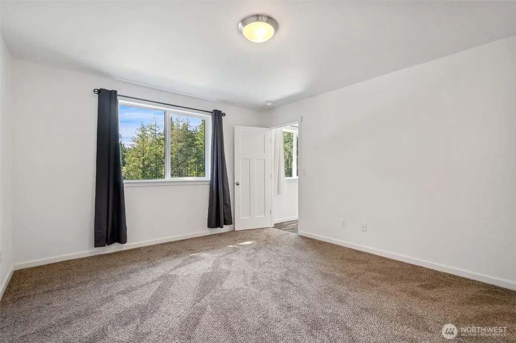 70 E Dabob Road Shelton WA 98584
