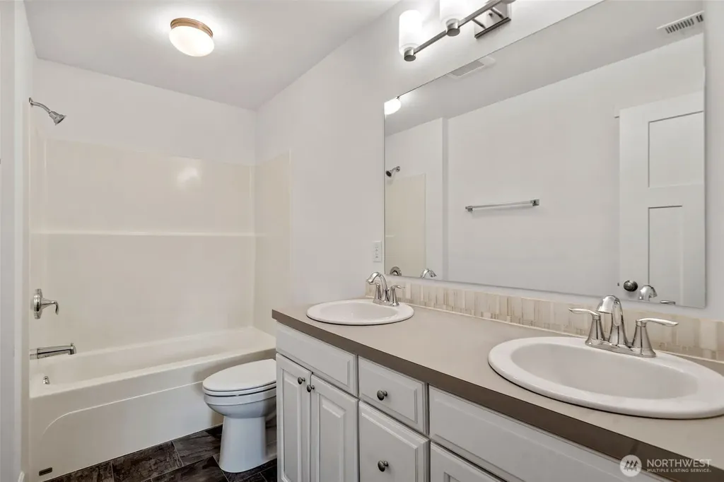 70 E Dabob Road Shelton WA 98584