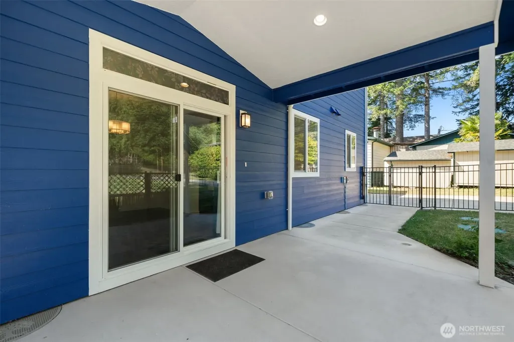 70 E Dabob Road Shelton WA 98584