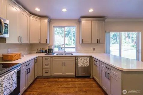 24412 214th Avenue SE Maple Valley WA 98038