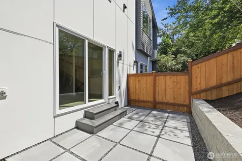 1401 29th Avenue Seattle WA 98122